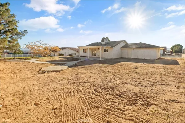 $369,999 | 14208 Apple Creek Drive, Victorville, CA 92395
