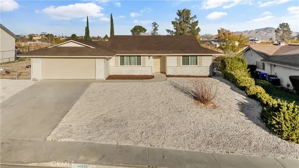 $369,999 | 14208 Apple Creek Drive, Victorville, CA 92395