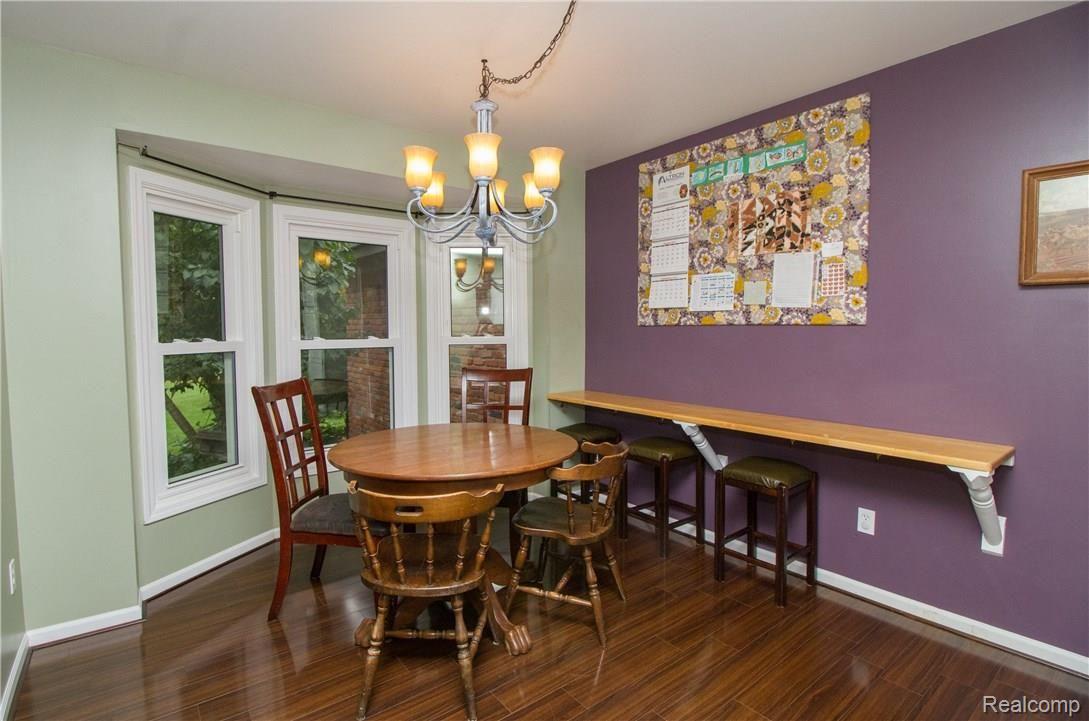 5955 Thomas Road Oxford, MI 48371 - Photo 8 of 46 DiningArea1.jpg