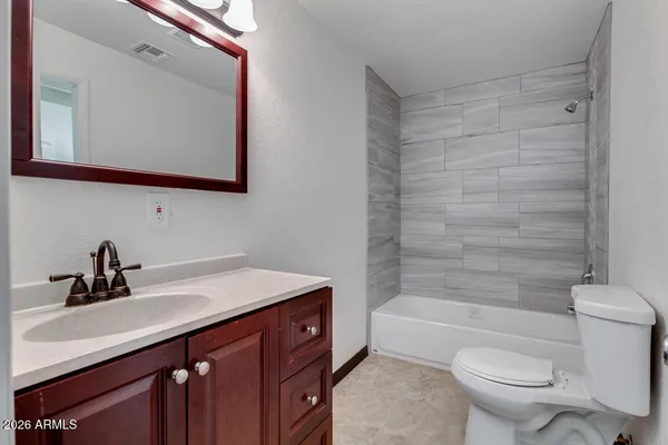 $3,495 | 1320 West 6th Street, Tempe, AZ 85281