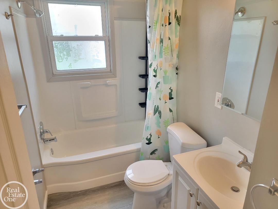 18936 Martin Road Roseville, MI 48066 - Photo 17 of 21 Gallery Image 17