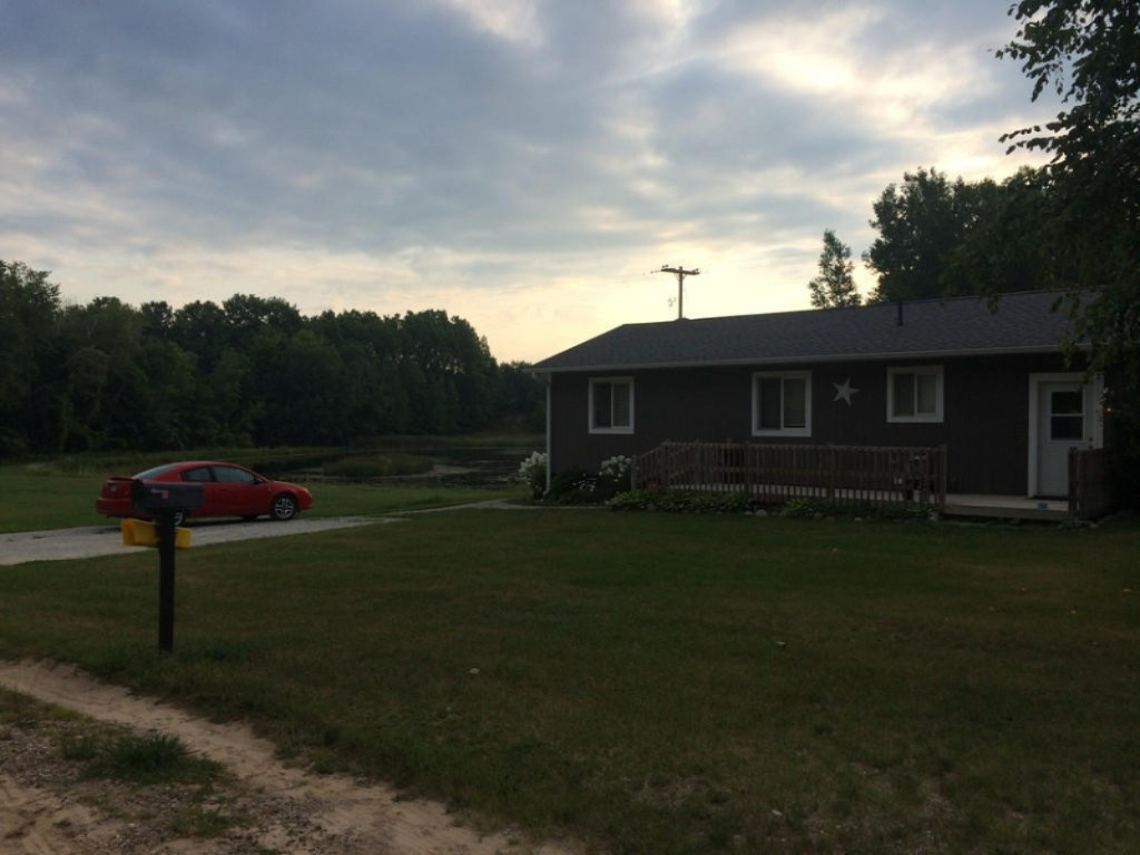 7197 8 Mile Road Hesperia, MI 49421 - Photo 3 of 16 IMG_0545