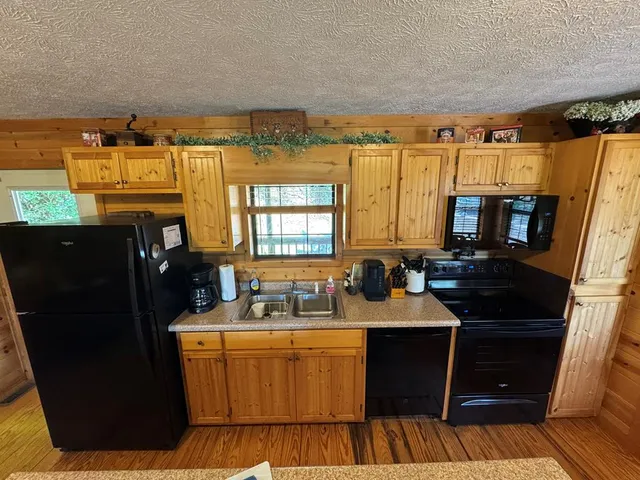 $529,000 | 6124 Stone Mill Drive, Young Harris, GA 30582