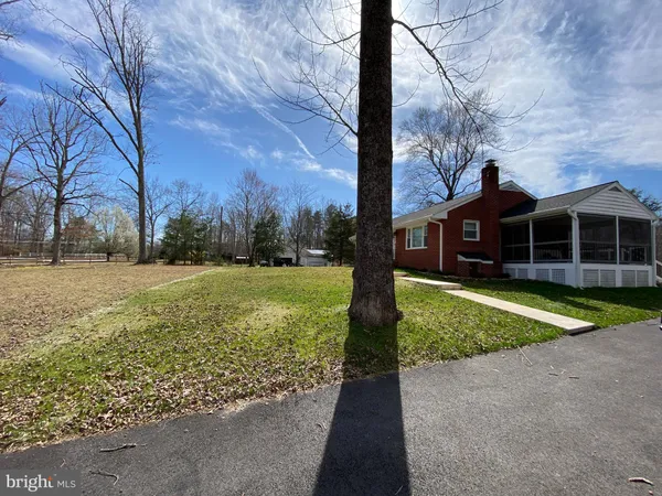 $2,595 | 15101 Spotswood Furnace Road, Fredericksburg, VA 22407