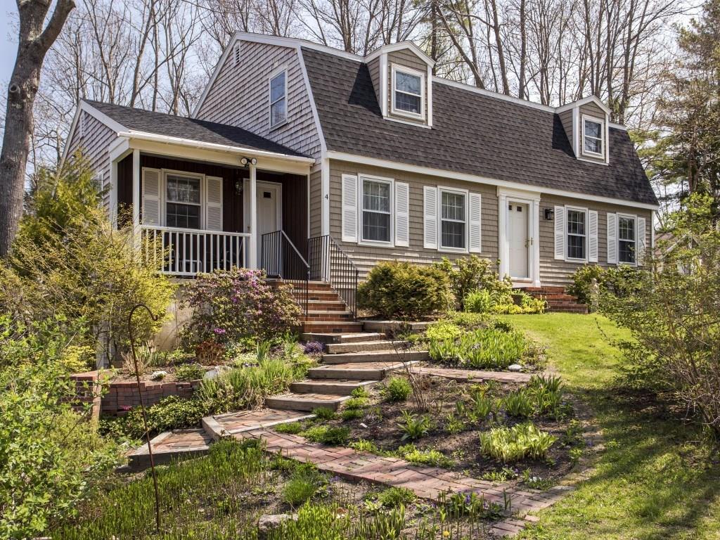 4 Acacia Road Kennebunkport, ME 04046 - Photo 1 of 28 Photo