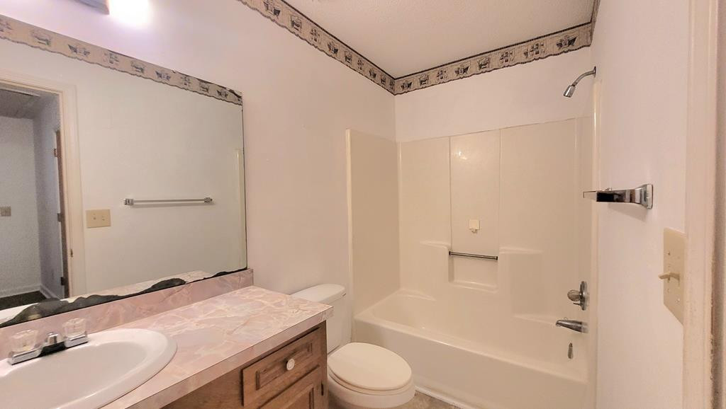 5904 Fish Road Dalzell, SC 29040 - Photo 23 of 41