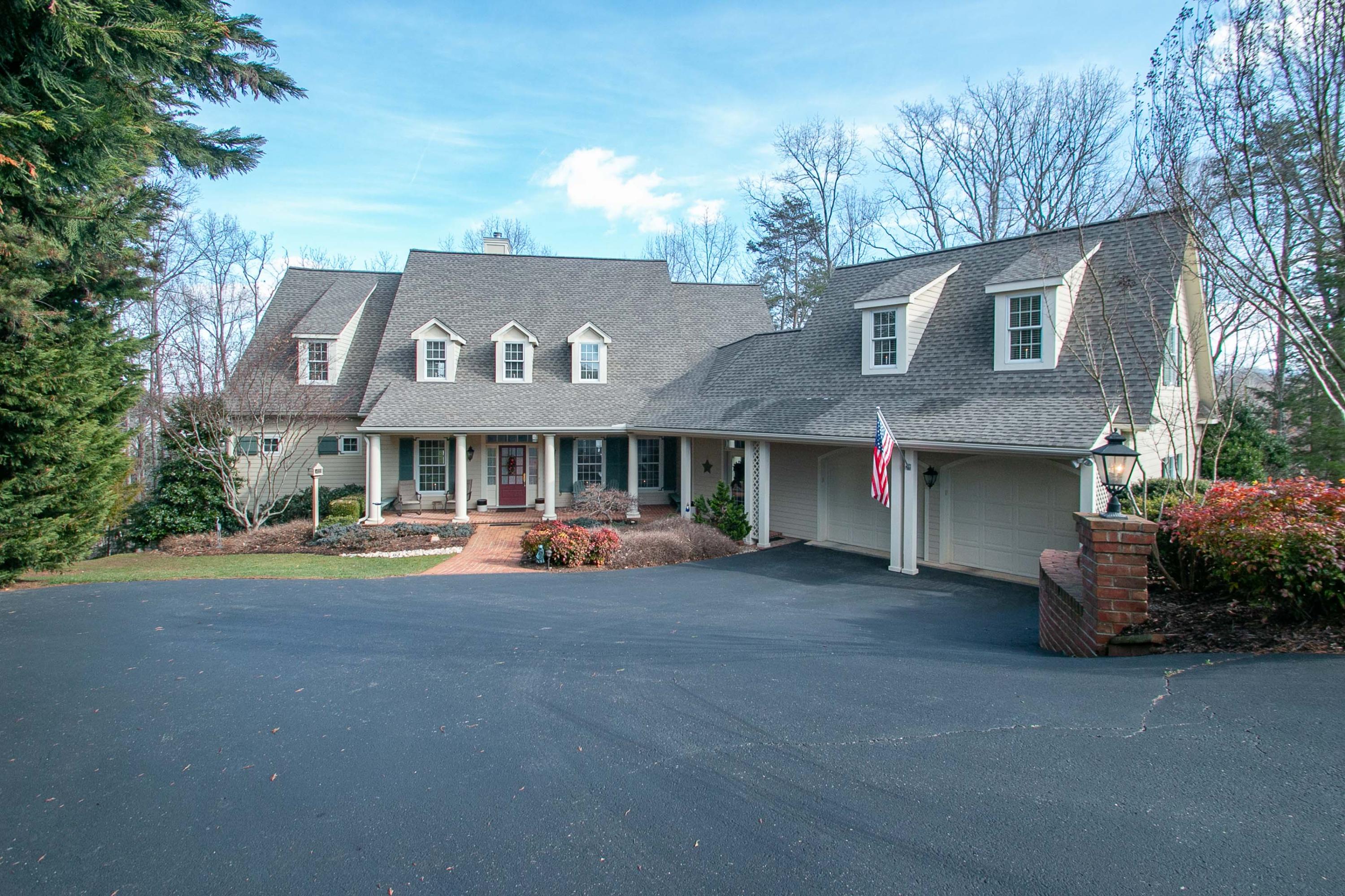 25 Rte 1372 Moneta, VA 24121 - Photo 1 of 146 img_6543