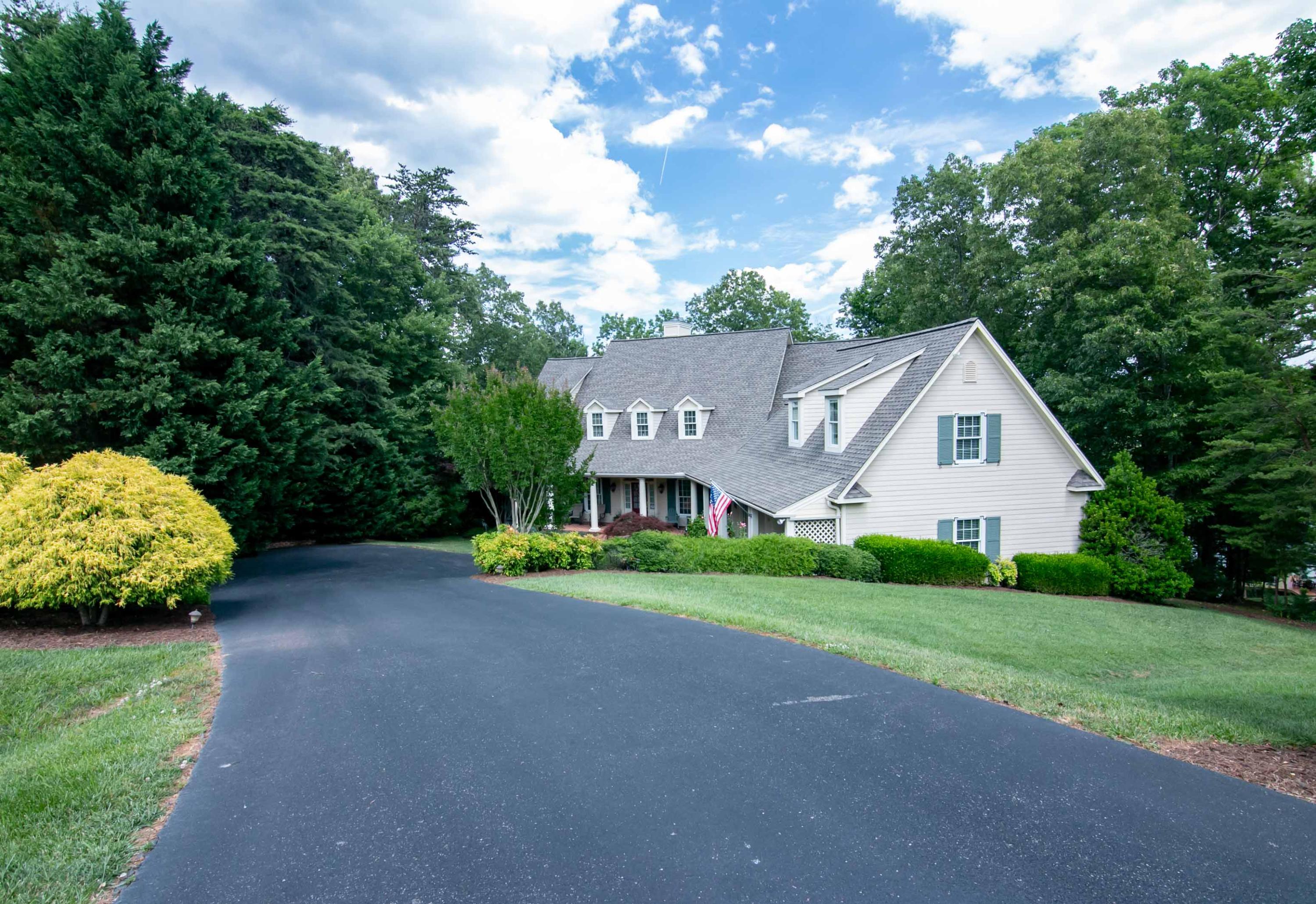 25 Rte 1372 Moneta, VA 24121 - Photo 141 of 146 img_7785