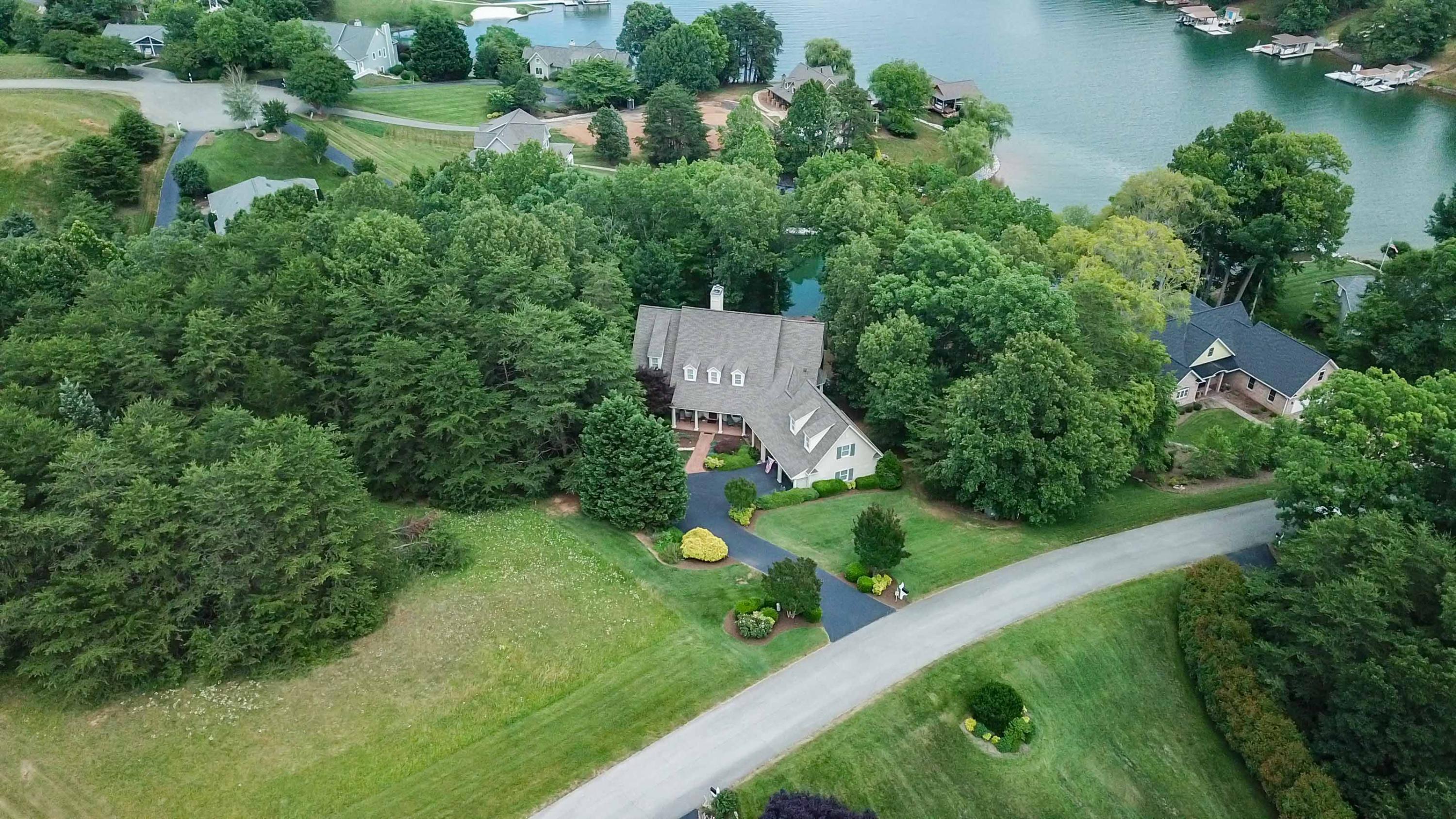 25 Rte 1372 Moneta, VA 24121 - Photo 7 of 146 dji_0010