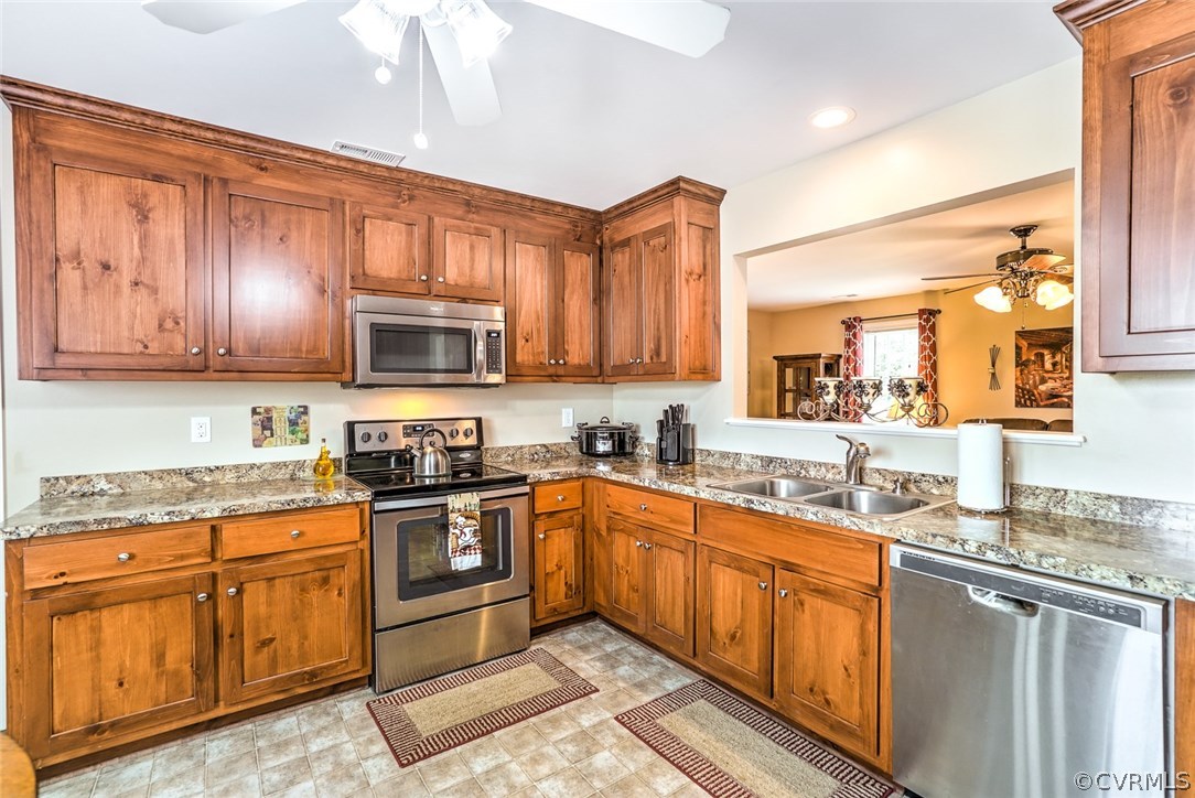10869 Dabneys Mill Road Hanover, VA 23069 - Photo 6 of 31 Gallery Image 6