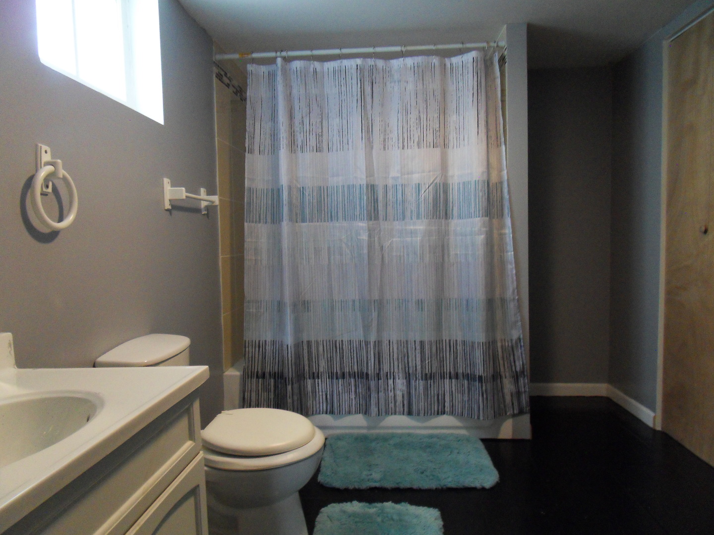 637 Bangs Street Aurora, IL 60505 - Photo 32 of 40