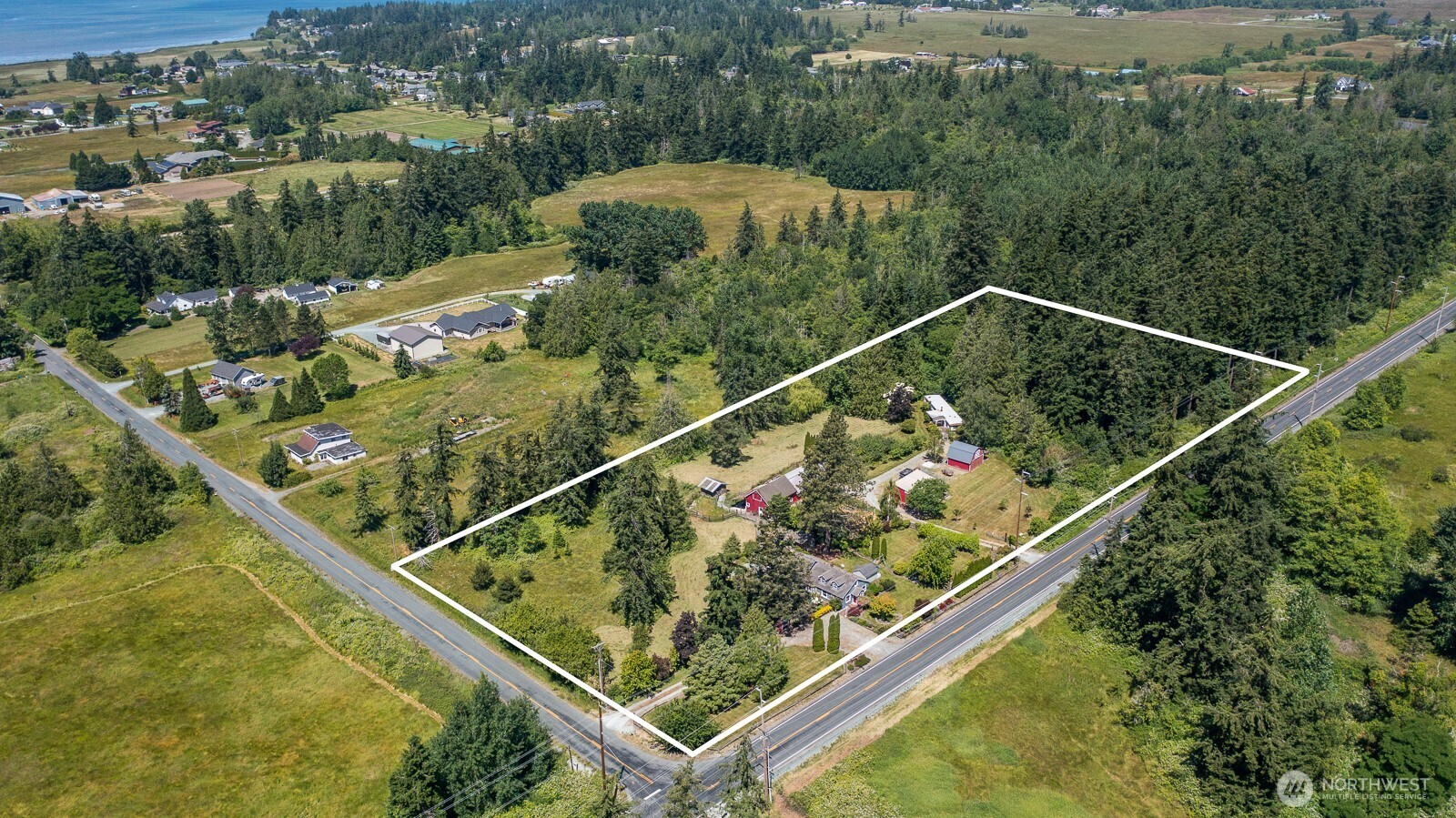 11964 Farm To Market Road Mount Vernon, WA 98273 - Photo 2 of 40