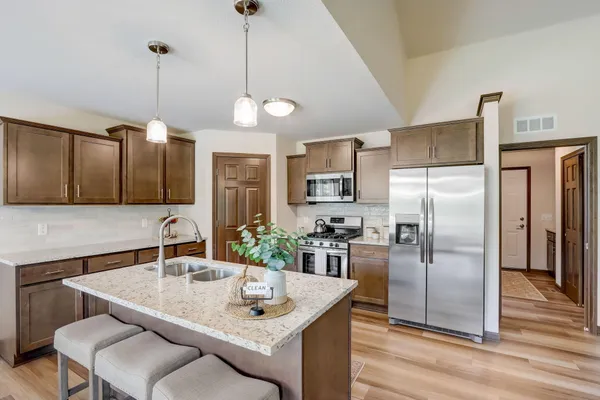 $475,900 | 5359 Independence Road, Mount Pleasant, WI 53406