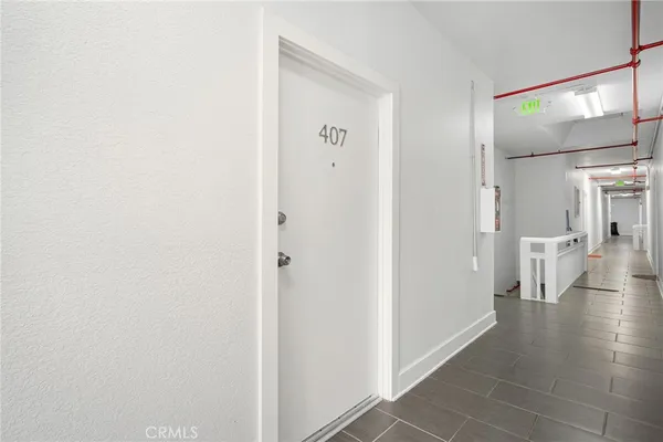 $1,625 | 228 South Kenwood Street, Unit 407, Glendale, CA 91205