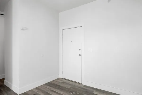 $1,625 | 228 South Kenwood Street, Unit 407, Glendale, CA 91205