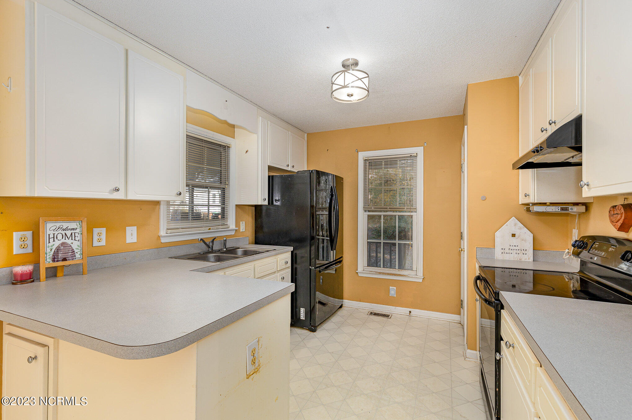 615 Blue Pond Road Clayton, NC 27520 - Photo 7 of 18 006_24-edit