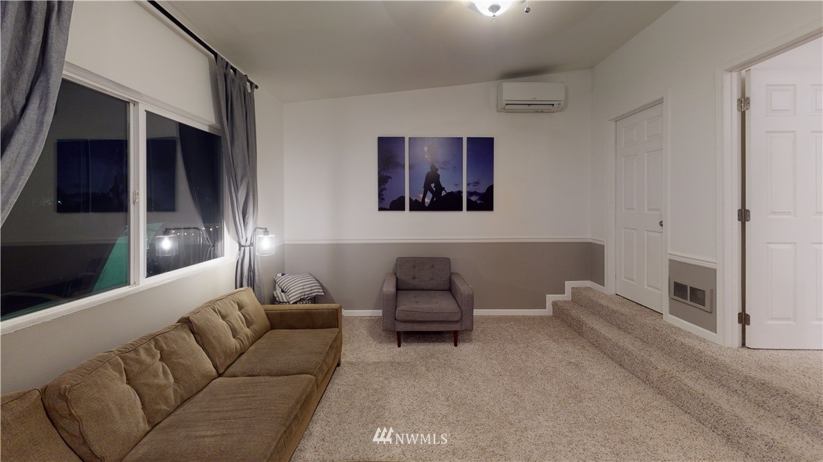 16652 104th Avenue Southeast Renton, WA 98055 - Photo 15 of 24 Gallery Image 15