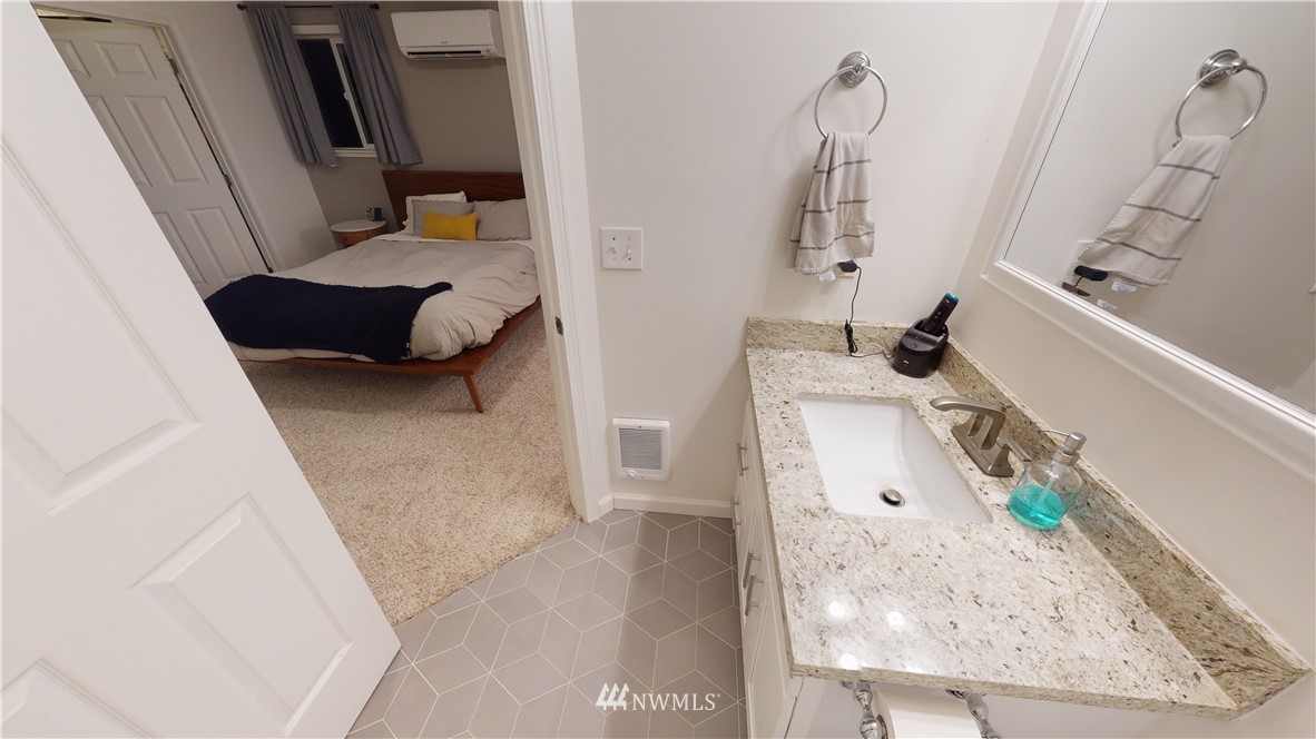 16652 104th Avenue Southeast Renton, WA 98055 - Photo 17 of 24 Gallery Image 17