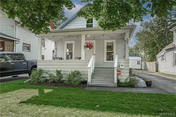 $234,900 | 29 East Felton Street, North Tonawanda, NY 14120