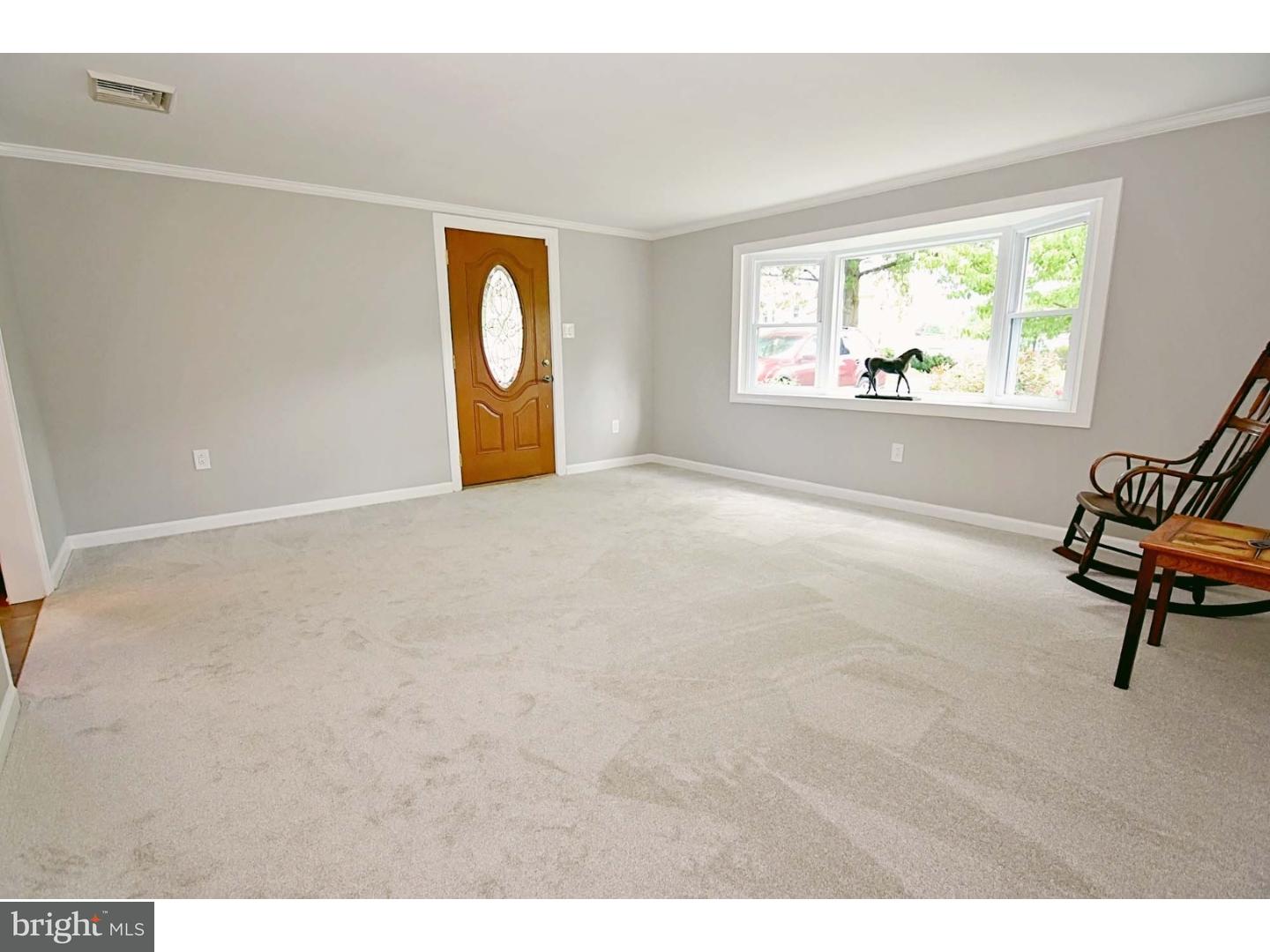 1288 Clyde Road Warminster, PA 18974 - Photo 4 of 14