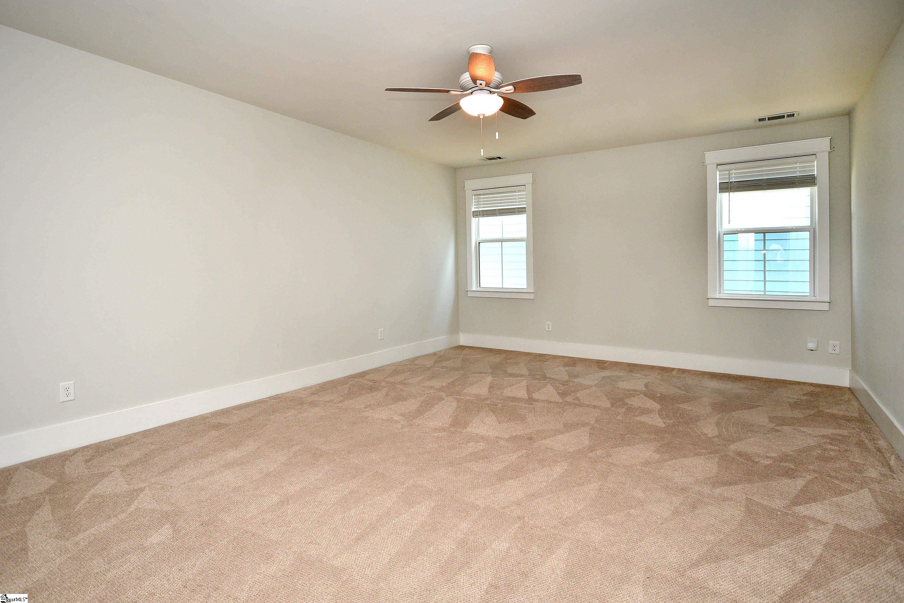 12 Tanner Hall Lane Greenville, SC 29607 - Photo 14 of 37 Gallery Image 14