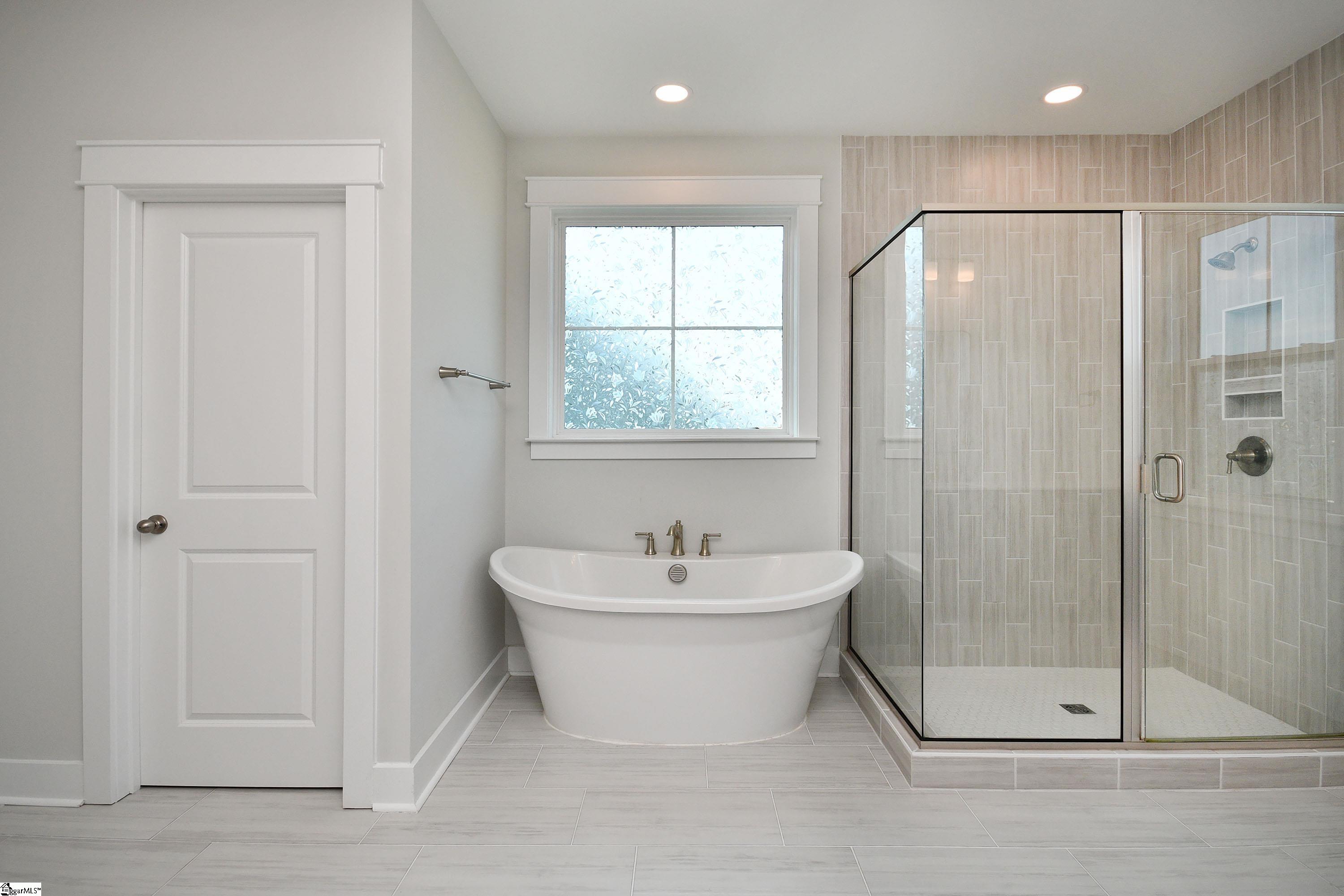 12 Tanner Hall Lane Greenville, SC 29607 - Photo 20 of 37 Gallery Image 20