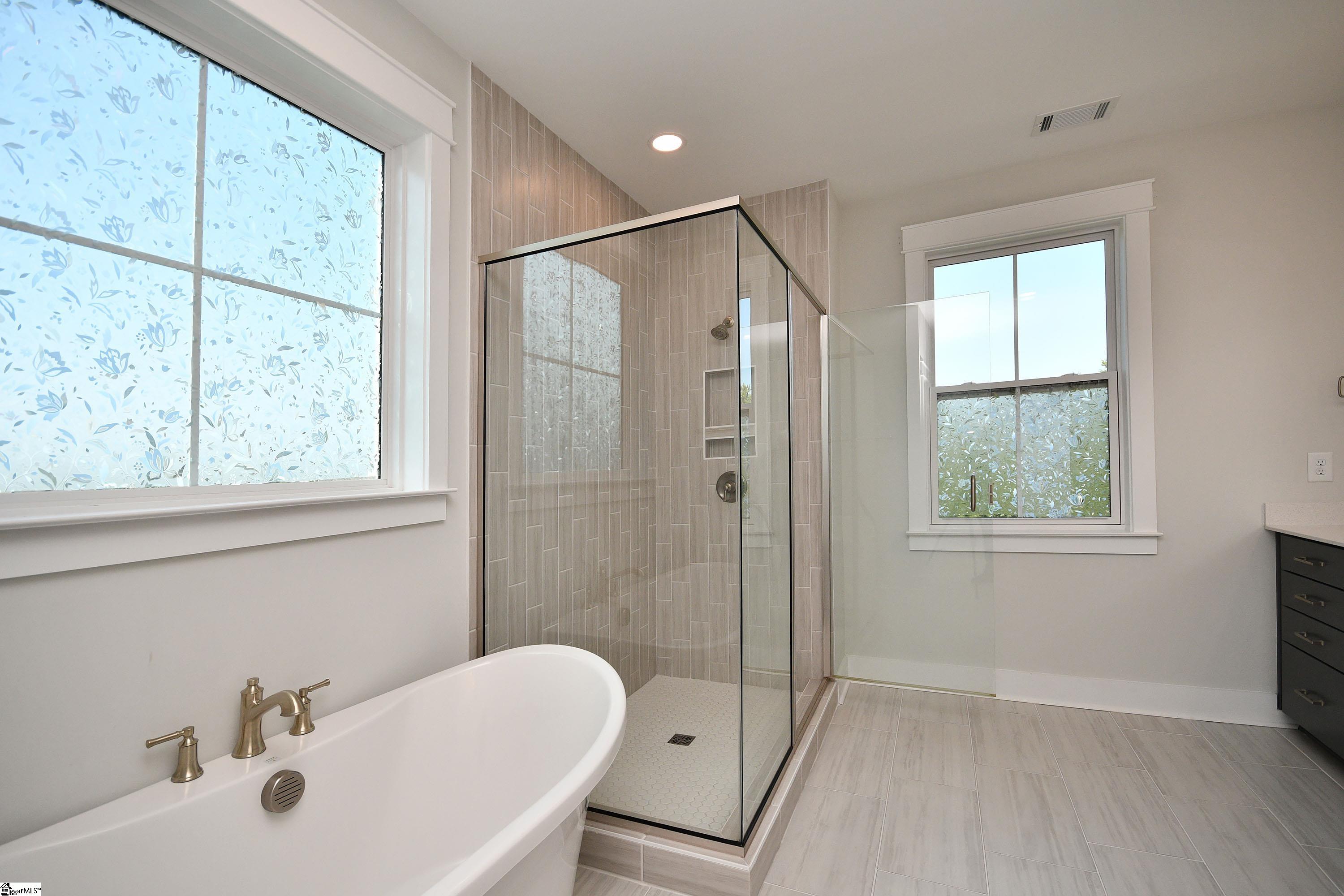 12 Tanner Hall Lane Greenville, SC 29607 - Photo 22 of 37 Gallery Image 22