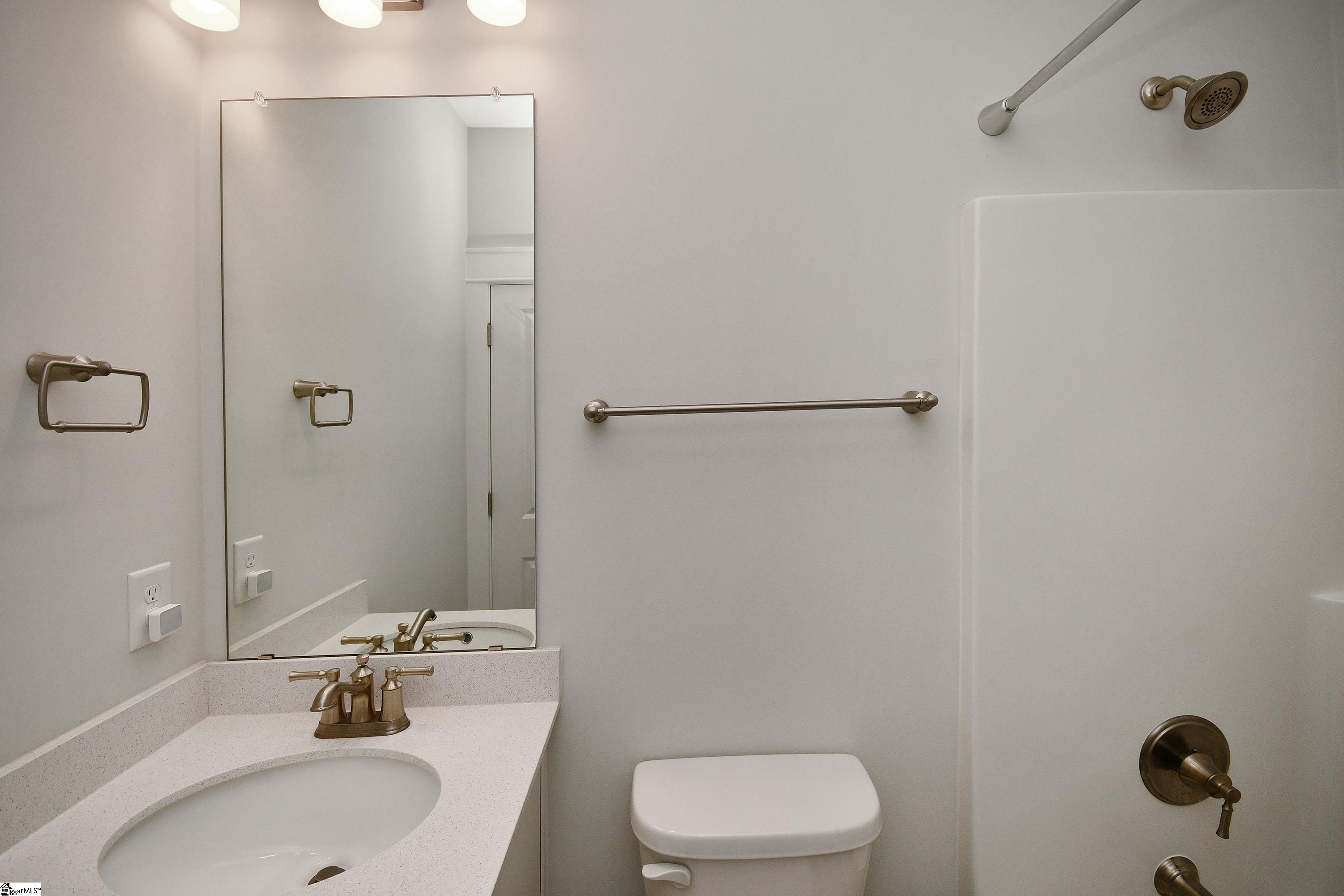 12 Tanner Hall Lane Greenville, SC 29607 - Photo 30 of 37 Gallery Image 30