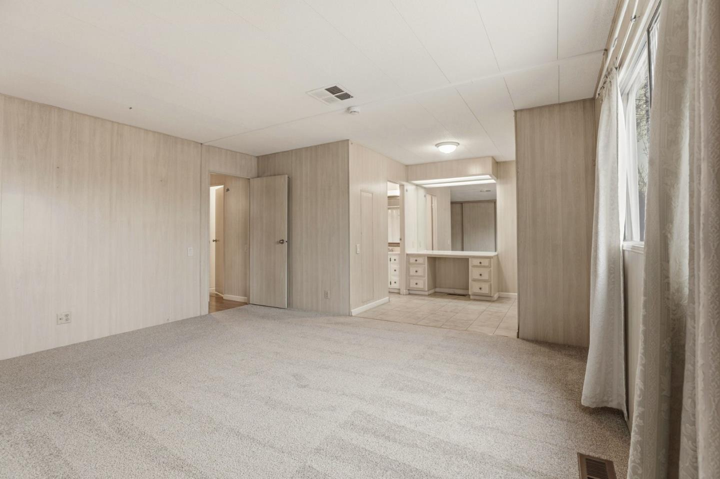 500 West 10th Street Gilroy, CA 95020 - Photo 23 of 34