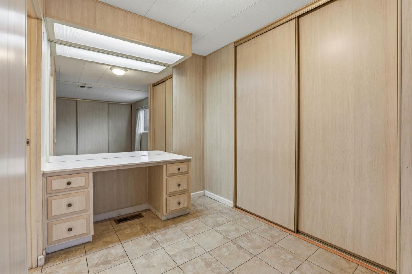 500 West 10th Street Gilroy, CA 95020 - Photo 25 of 34