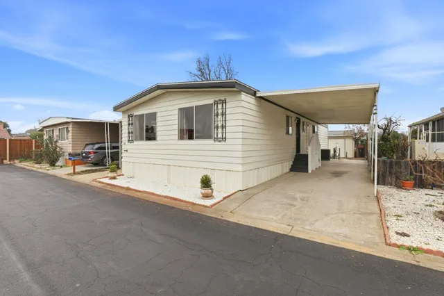 $270,000 | 500 West 10th Street, Gilroy, CA 95020