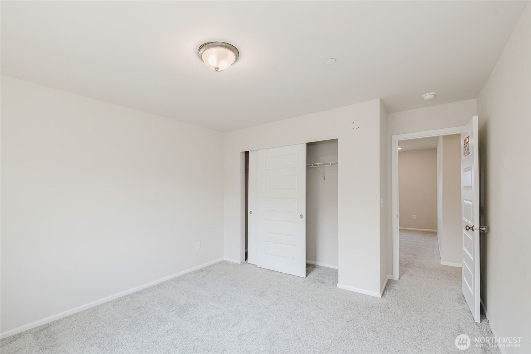 948 Panoramic Loop Bremerton, WA 98312 - Photo 29 of 40