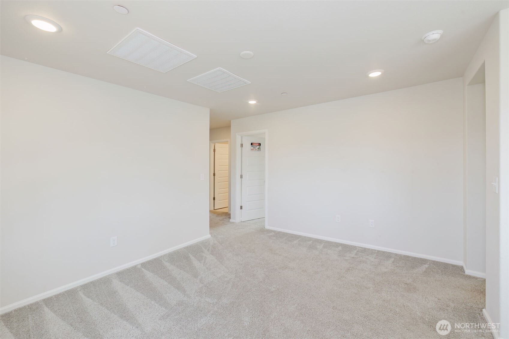 948 Panoramic Loop Bremerton, WA 98312 - Photo 32 of 40