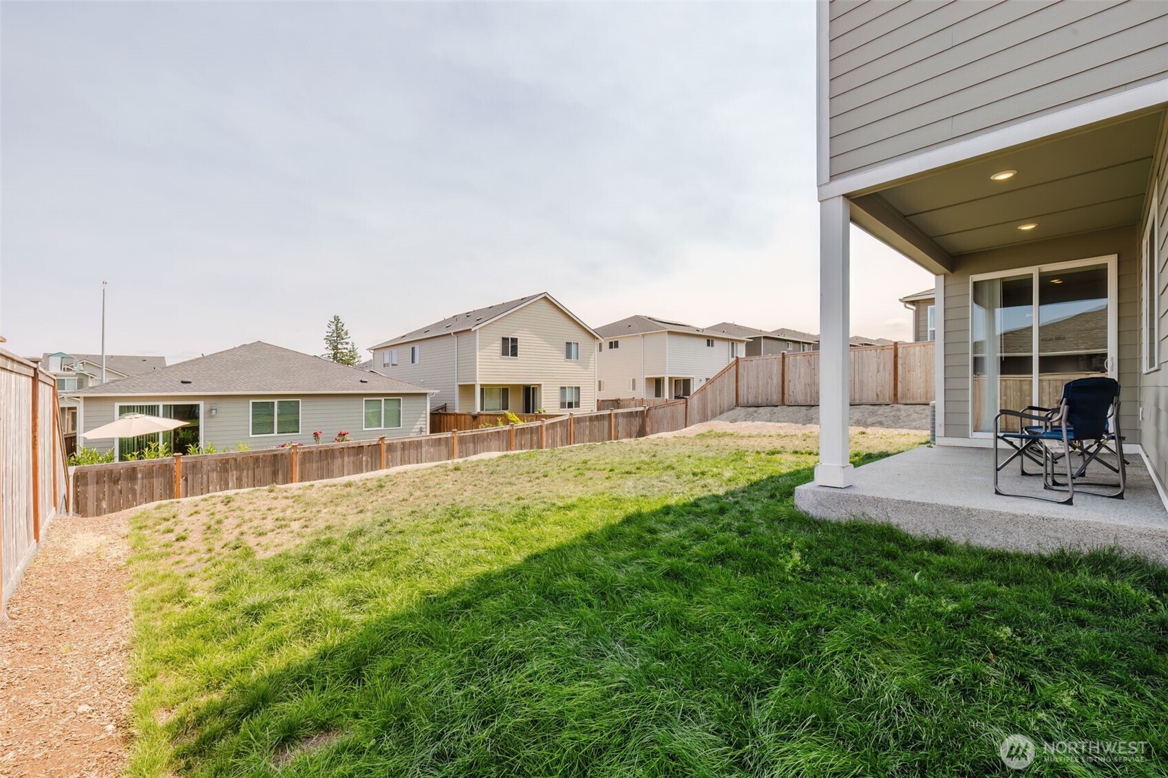 948 Panoramic Loop Bremerton, WA 98312 - Photo 39 of 40