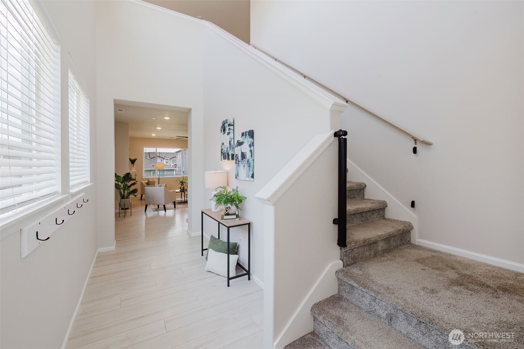 948 Panoramic Loop Bremerton, WA 98312 - Photo 10 of 40