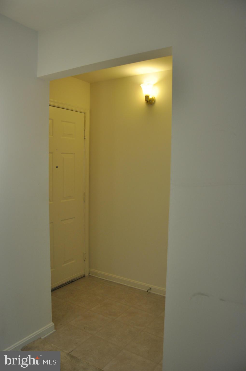 2513 McVeary Court, Unit B Silver Spring, MD 20906 - Photo 3 of 18 Interior (General)