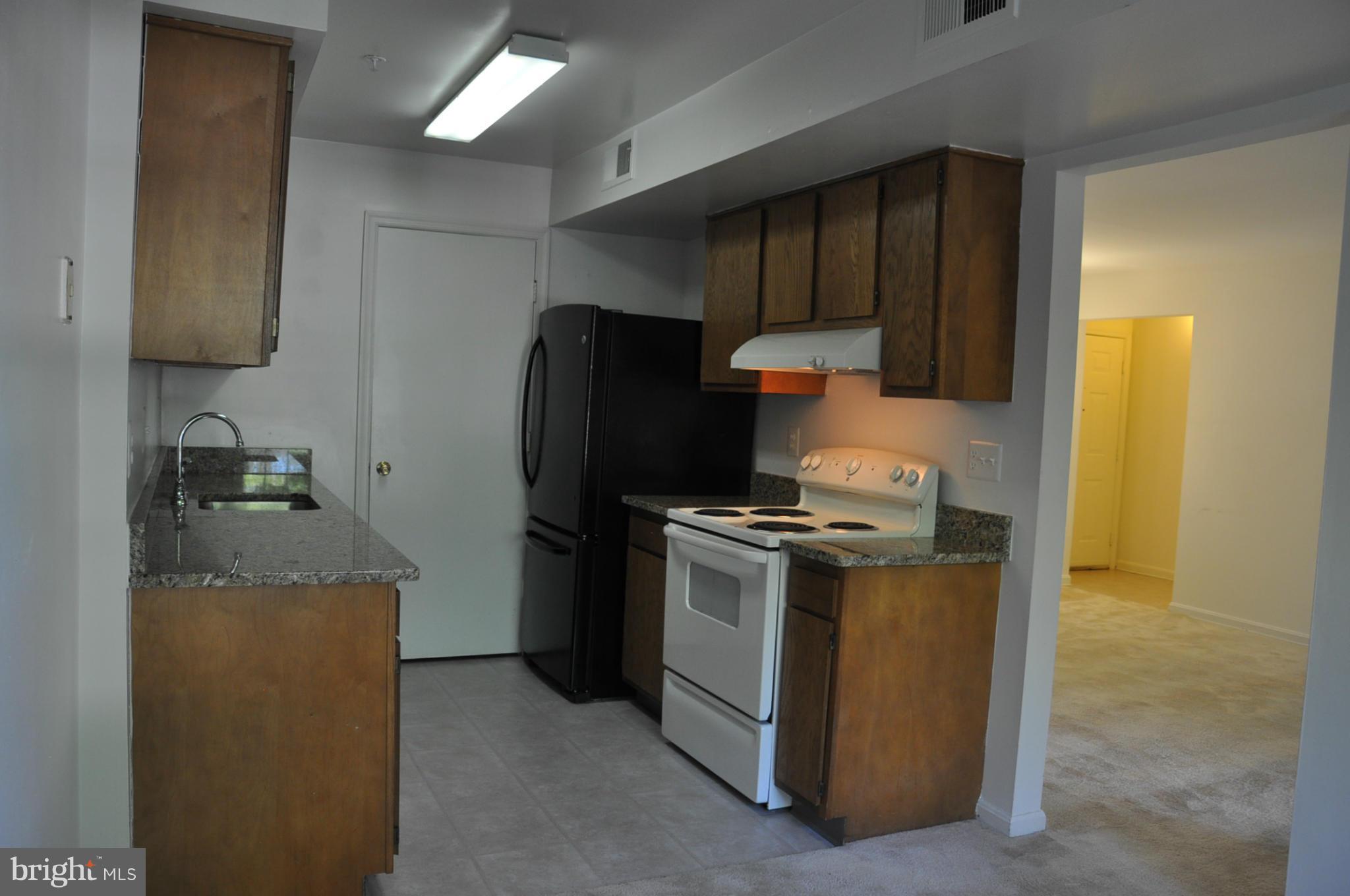 2513 McVeary Court, Unit B Silver Spring, MD 20906 - Photo 7 of 18 Kitchen
