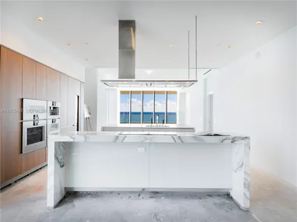$6,995,000 | 18501 Collins Avenue, Unit 1501, Sunny Isles Beach, FL 33160