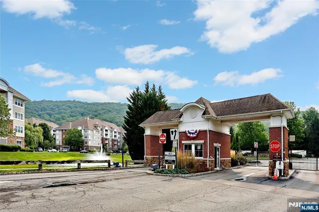 $749,000 | 1407 Warren's Way, Wanaque, NJ 07465