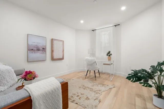 $1,299,000 | 69 Electric Avenue, Unit 1, Somerville, MA 02144