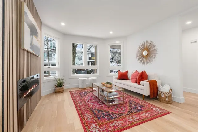 $1,299,000 | 69 Electric Avenue, Unit 1, Somerville, MA 02144