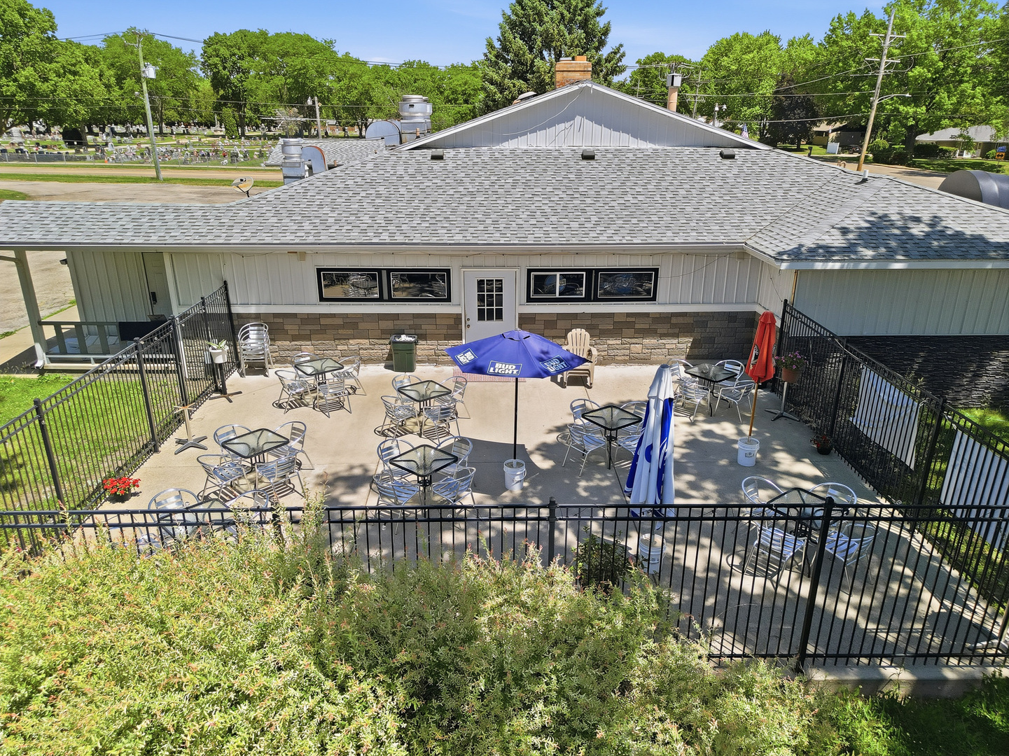 707 Freeport Road Sterling, IL 61081 - Photo 8 of 49