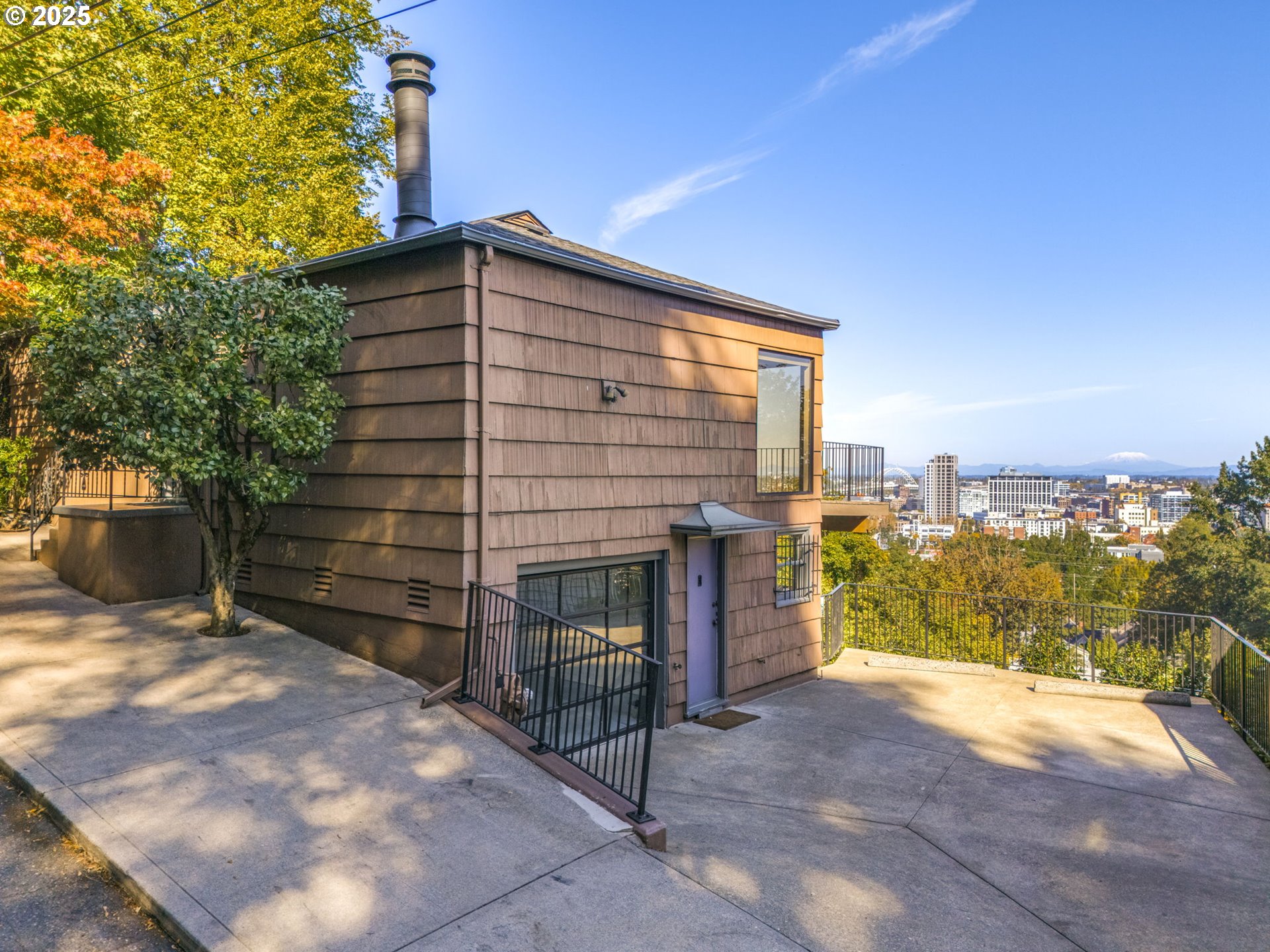 1515 Southwest Upper Hall Street Portland, OR 97201 - Photo 4 of 47 View