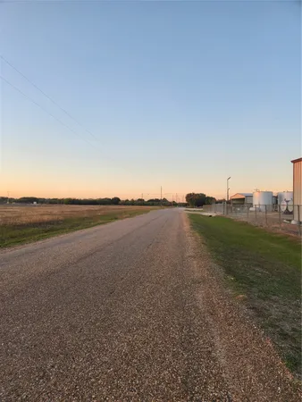 $390,000 | 71 Columbus Tx 78934, Columbus, TX 78934