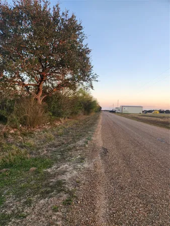 $390,000 | 71 Columbus Tx 78934, Columbus, TX 78934