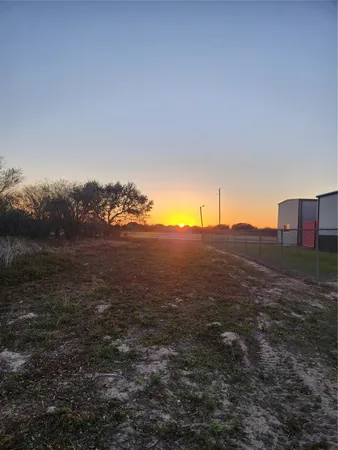 $390,000 | 71 Columbus Tx 78934, Columbus, TX 78934