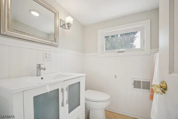 $5,000 | 517 Ashwood Road, Springfield, NJ 07081