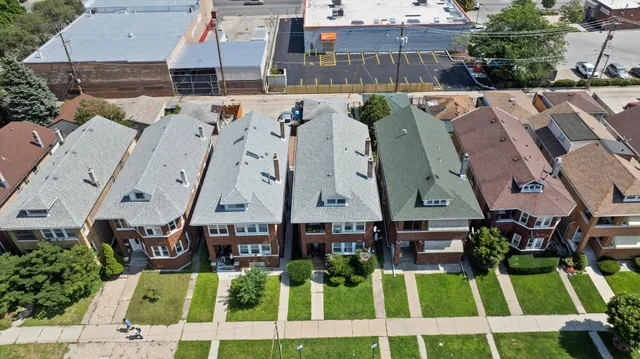 $424,000 | 4317 South Sawyer Avenue, Chicago, IL 60632