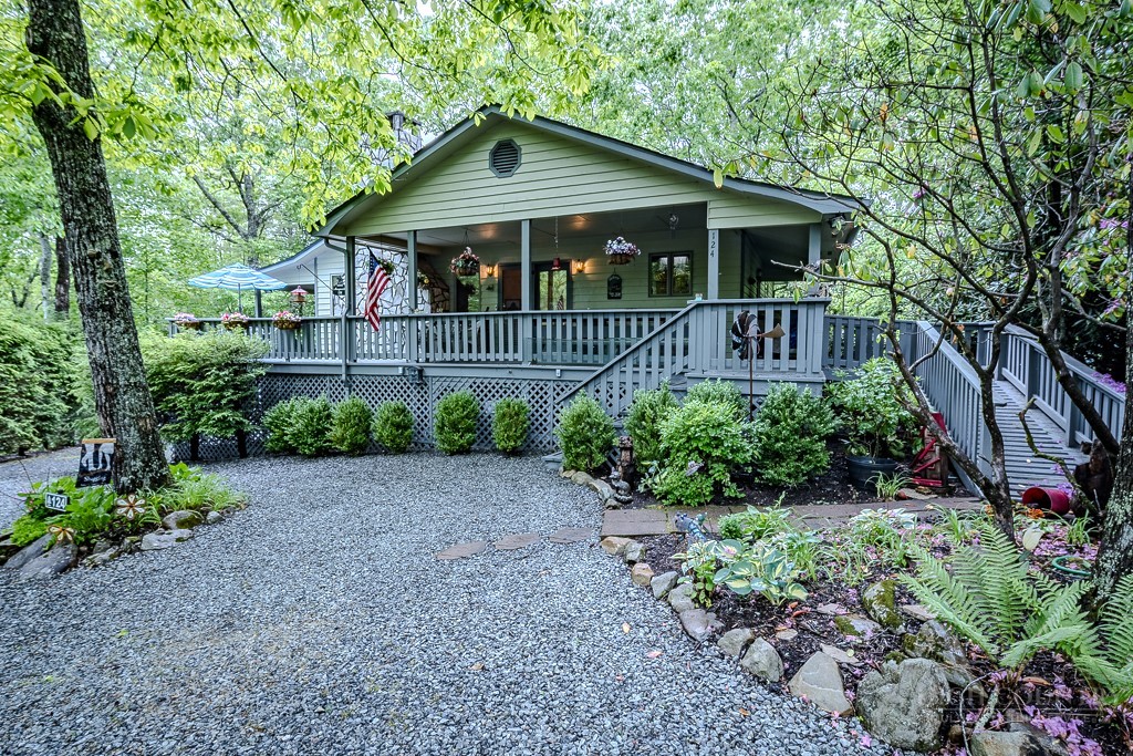 124 Laurel Brook Road Newland, NC 28657 - Photo 1 of 49