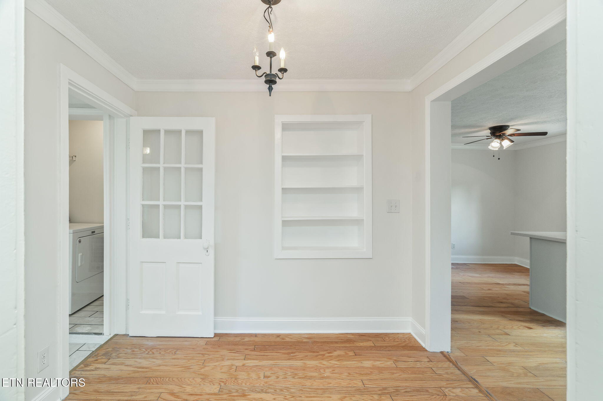 4907 Oakview Road Knoxville, TN 37918 - Photo 11 of 44 14-web-or-mls-4907 Oakview Road-15